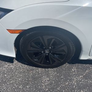 صورة مصغرة 17 لـ 2019 Honda CIVIC EX