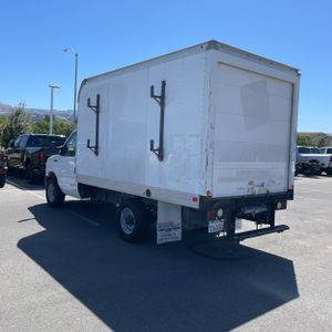 FORD E-350 CUTAWAY - 5