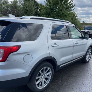 FORD EXPLORER LIMITED - 9