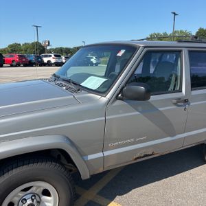 صورة 2 لـ 2000 JEEP CHEROKEE SPORT