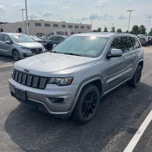 2019 JEEP GRAND CHEROKEE ALTITUDE — фото 1