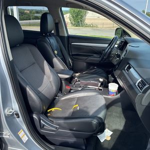 صورة مصغرة 32 لـ 2015 Mitsubishi OUTLANDER SE
