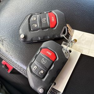 2018 JEEP WRANGLER UNLIMITED SAHARA — миниатюра 55