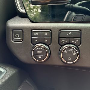 صورة مصغرة 72 لـ 2023 Chevrolet SILVERADO 1500 LT