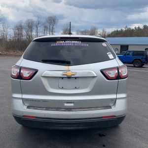 CHEVROLET TRAVERSE LT - 7