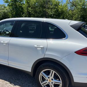 PORSCHE CAYENNE - 6