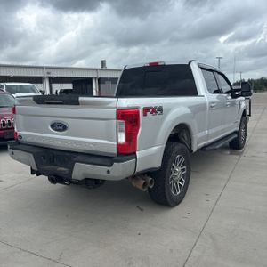 FORD F-250 SUPER DUTY LARIAT - 8