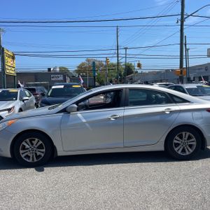 HYUNDAI SONATA GLS - 3