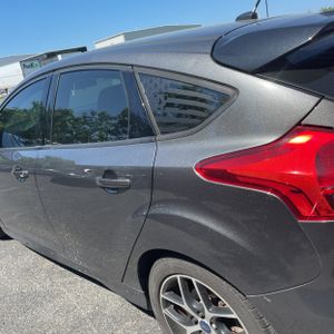 FORD FOCUS SE - 6