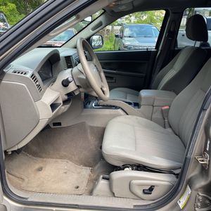 2006 JEEP GRAND CHEROKEE LAREDO — миниатюра 32