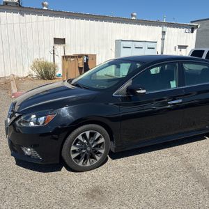 2019 Nissan SENTRA SR 照片 2