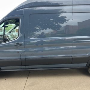 FORD TRANSIT 250 - 4
