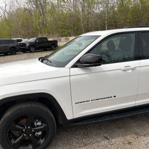 JEEP GRAND CHEROKEE - 2