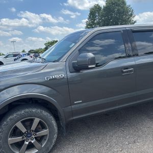 2016 FORD F-150 LARIAT 照片 2