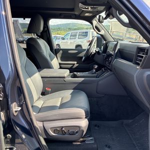 صورة 33 لـ 2024 Lexus GX 550 LUXURY+