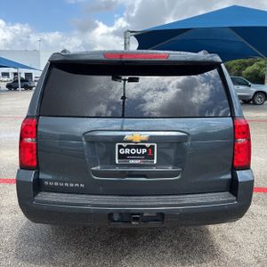 CHEVROLET SUBURBAN LT - 7