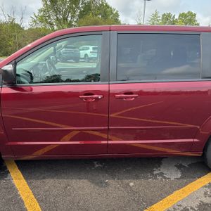 2017 Dodge GRAND CARAVAN SE — фото 4