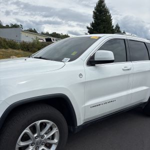 JEEP GRAND CHEROKEE LAREDO - 2