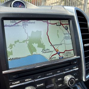 2016 Porsche CAYENNE S — миниатюра 37