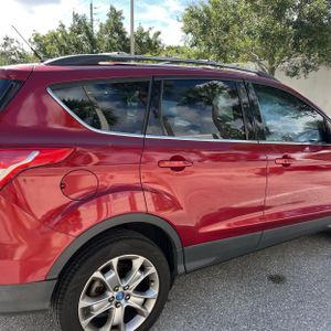 FORD ESCAPE SEL - 9