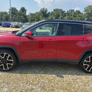 صورة 4 لـ 2019 JEEP COMPASS LIMITED