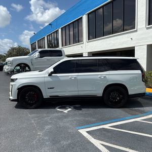 CADILLAC ESCALADE-V BASE - 3