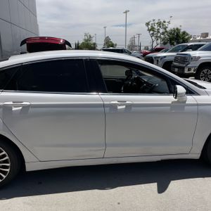 FORD FUSION SE - 9