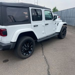 2023 JEEP WRANGLER 4XE SAHARA 照片 9