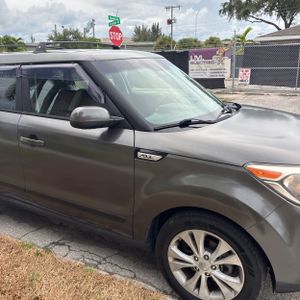 2015 KIA SOUL + 照片 13