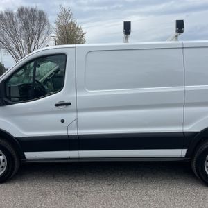 FORD TRANSIT 250 - 3