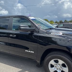 2024 RAM 1500 BIG HORN thumbnail 13