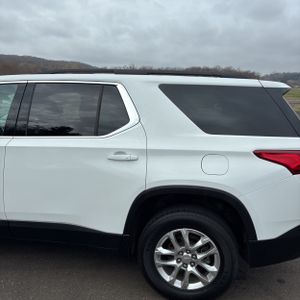 CHEVROLET TRAVERSE LT CLOTH - 6