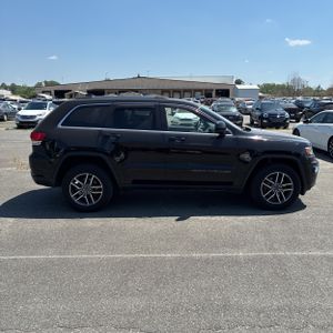 JEEP GRAND CHEROKEE - 10