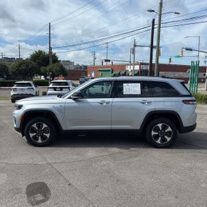 2024 JEEP GRAND CHEROKEE 4XE 照片 3