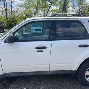 FORD ESCAPE XLT - 4