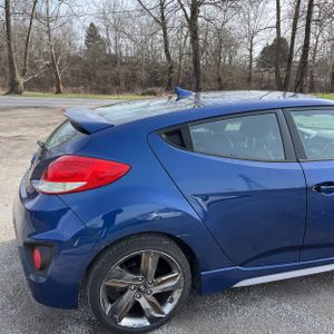 HYUNDAI VELOSTER TURBO - 9