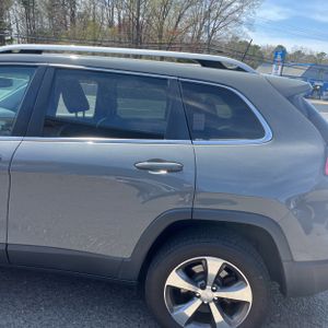 JEEP CHEROKEE LIMITED - 6