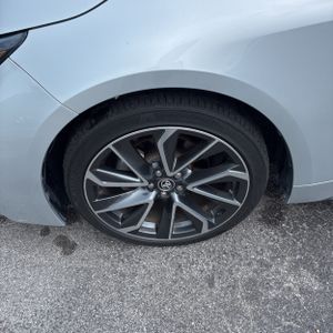 2020 Toyota COROLLA SE thumbnail 17