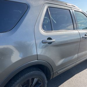 FORD EXPLORER XLT - 9