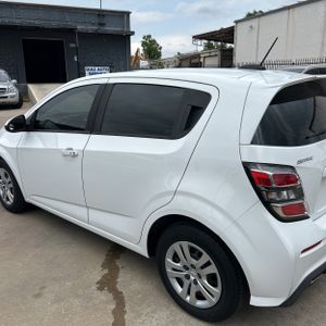 CHEVROLET SONIC LT - 6
