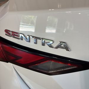 2025 Nissan SENTRA SV — миниатюра 23