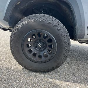 صورة 17 لـ 2018 Toyota TACOMA TRD OFF-ROAD