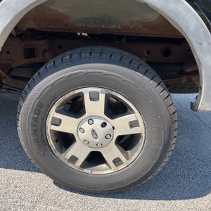 2005 FORD F-150 XLT thumbnail 18