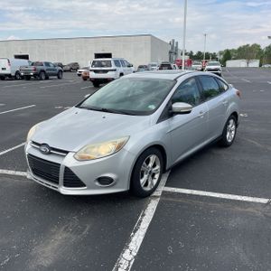 FORD FOCUS SE - 1