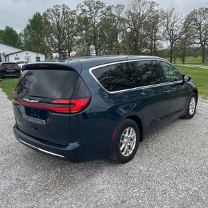 CHRYSLER PACIFICA SELECT - 8