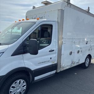 FORD TRANSIT-350 CUTAWAY - 2