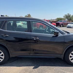 2018 Nissan ROGUE S — миниатюра 11