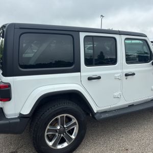 2018 JEEP WRANGLER UNLIMITED SAHARA 照片 9