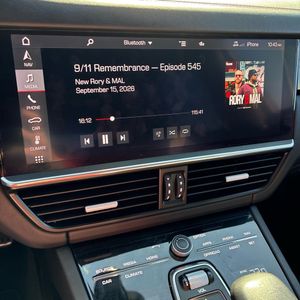 صورة 42 لـ 2021 Porsche CAYENNE GTS