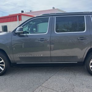 JEEP GRAND WAGONEER SERIES II - 4